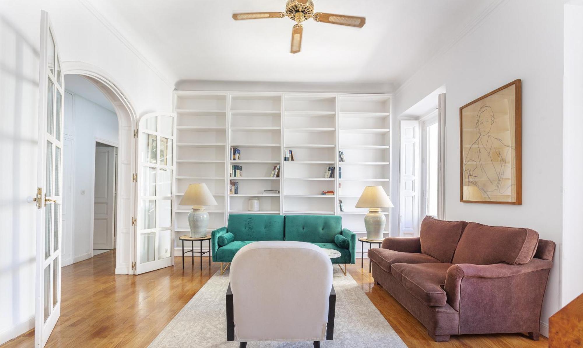 Apartamento Paseo Del Prado II En مدريد المظهر الخارجي الصورة
